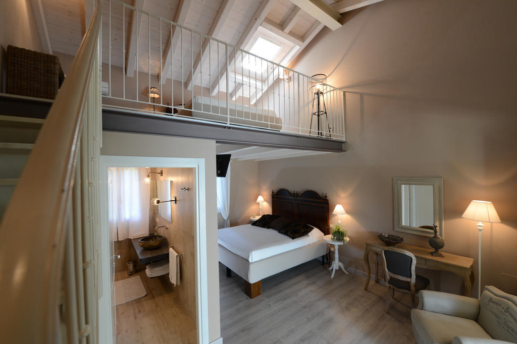 A Casa Di Delia B&B Charming House Sant'Elena di Silea Ruang foto